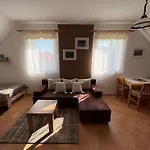 Slunečnice - V Soukromí Na Třeboňsku Třeboň